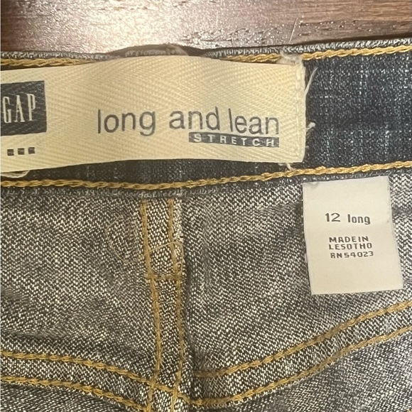 GAP Women's Boot Cut Jeans in Denim Blue - Picture 3 of 6